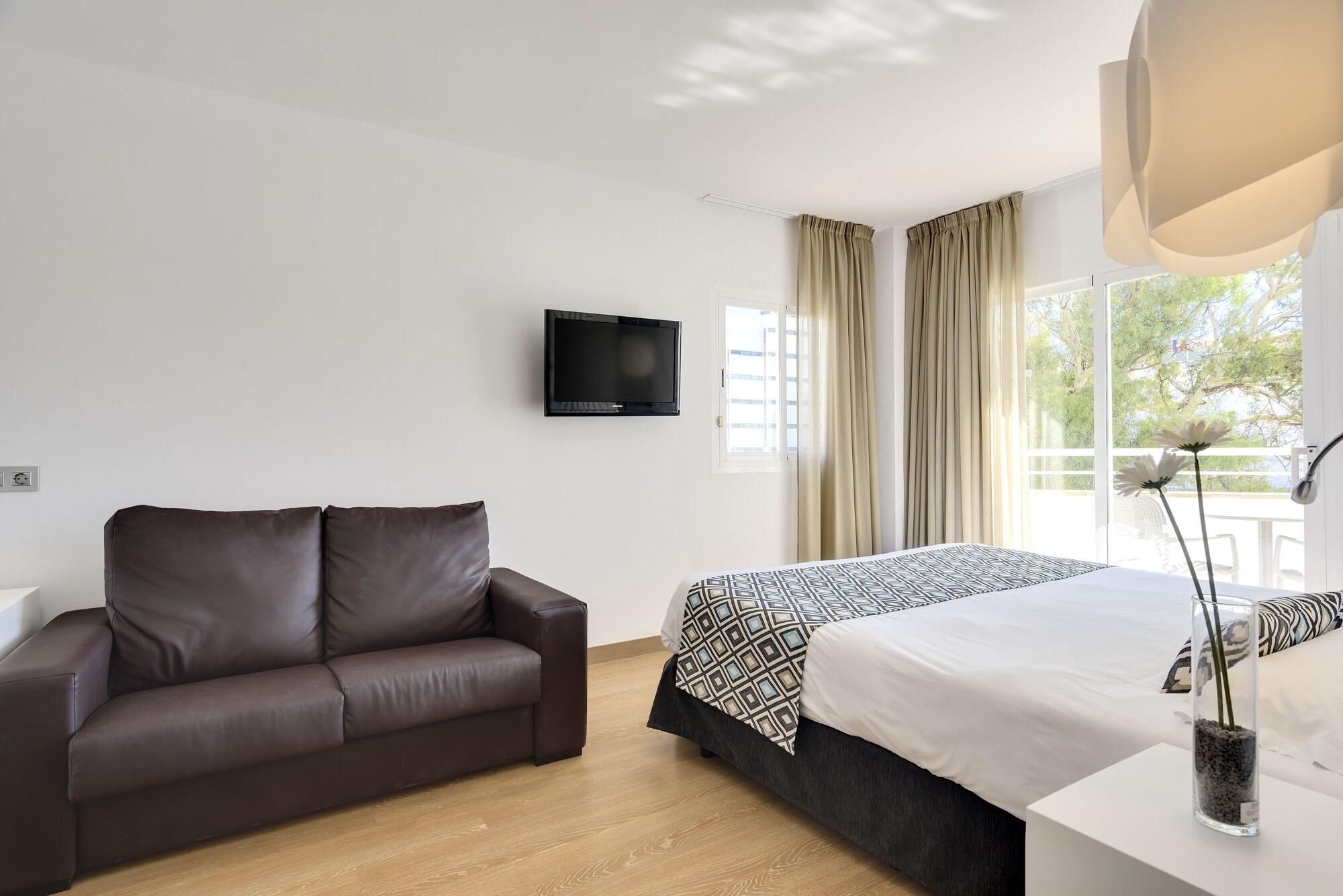 Cala Millor Garden Hotel - Adults Only Dış mekan fotoğraf