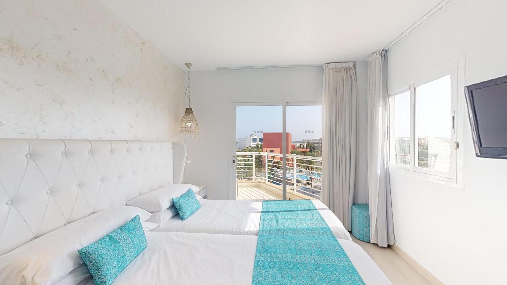 Cala Millor Garden Hotel - Adults Only Dış mekan fotoğraf